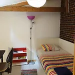 Au Cœur D'une Résidence D'artiste Casa vacanze *